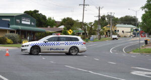Police investigate Swan Hill bomb threat