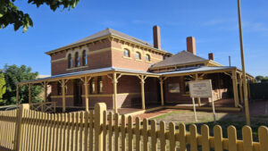 $229,600 ‘hidden in car’