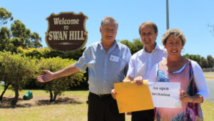 Politicians given open invitation