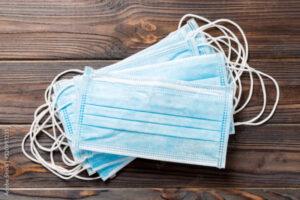 Masks return to counter COVID-19 surge