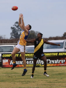 Dunstan out for four weeks