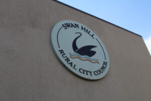 Aim for more women on council