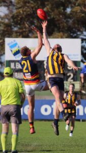 Top clash tipped for Roos, Dogs in season opener