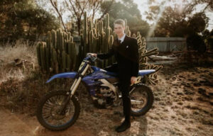 Community unites for teen’s family