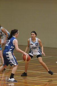 Flyers out to sink Pirates