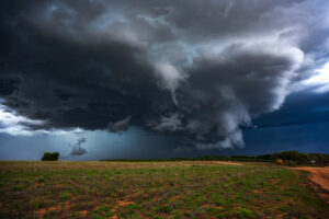 More high temps and storms