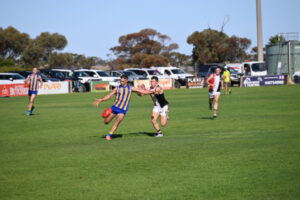 Eagles soar over sorry Saints