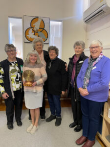 Dingwall wins trophy