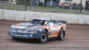 Super Sedans set for Sunday Speedway
