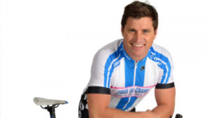 Tour de Crawf hits town