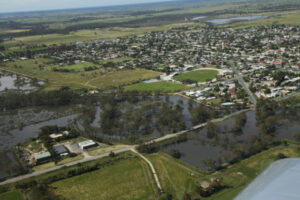 Flood crisis brings the Mallee together