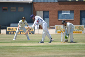 Nervous wait for Bombers, Roodogs
