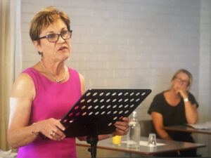 Candidate forum becomes a Deni mute muster