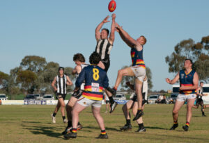 Magpies maul winless Raiders