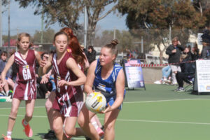 Kangas, Roos still hopping along