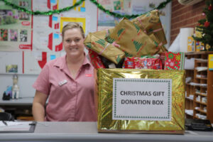 Lake Boga businesses make Christmas brighter for Uniting Church