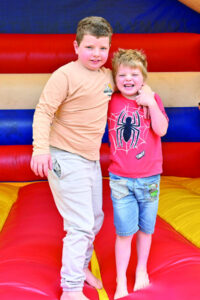 Meat and greet at festival