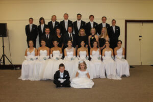 PHOTOS: Woorinen Deb Ball