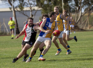 Eagles swoop stunned Saints