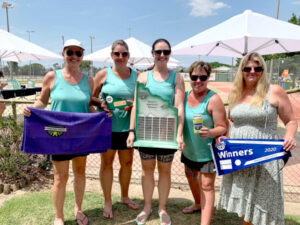 Tennis club calls for community to open doors