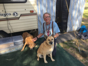 Victorian permit change gives hope to stranded traveller