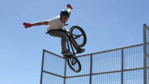 New tricks: skate park competition