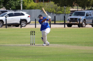 Last chance for Bulldogs, Blues