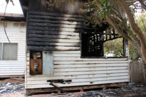 Firies battle house blaze
