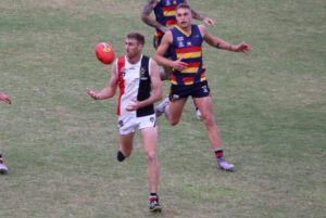 Raiders scrap way to win in blustery conditions