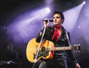 The King to come to town