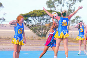 Eagles win a thriller