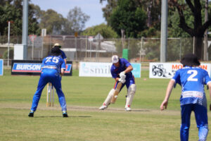 Roodogs, Blues in last ball T20 thriller