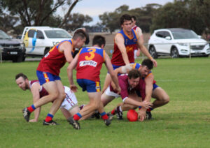 Bombers tighten top four grip in Golden Rivers league