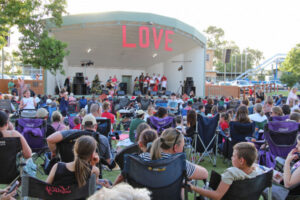 Carols end Swan Hill’s silent nights