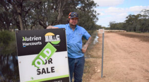 Flood support not arriving fast enough, Murray MP says