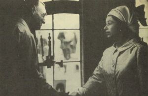 Queen well-engaged during Folk Museum tour