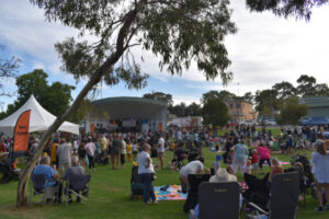 Perfect day for harmony in park