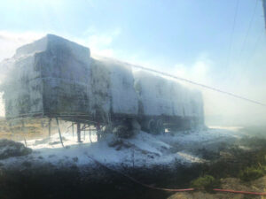 HAY TRUCK ALIGHT