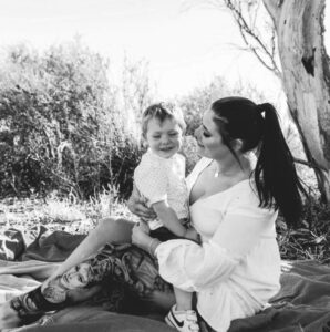 Abuse survivor inspires show of local support