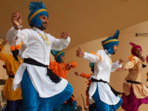 Cool Kids star in Harmony show