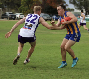 Kangas finals hopes take hit in wet slog