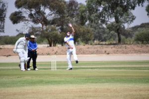 Bulldogs hold off hungry RSL