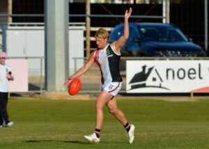 Saints eye finals after demolition