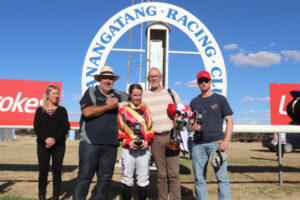 Manang’ in the know