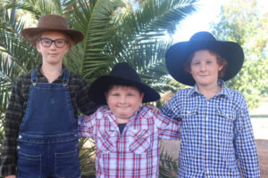 Lake Boga youngsters lend a hand for farmers