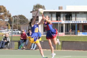 Bulldogs beat the Blues