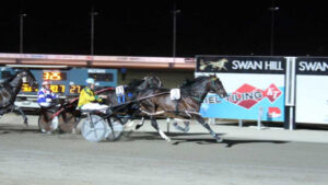 Restrepo wins Nyah cup