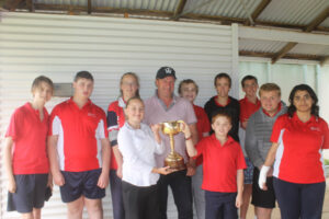 Weir brings the cup to Swan Hill