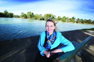 MPs hail flood heroes