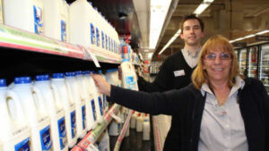 Pundits welcome Murray Goulburn milk deal